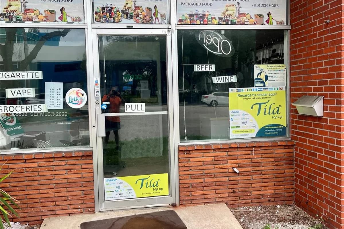 16932 NE 19th Ave, North Miami Beach FL 33162