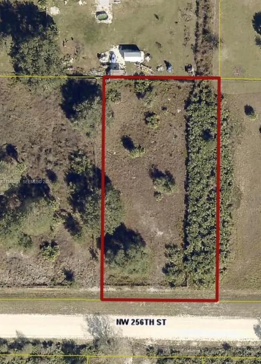 20315 NW 256 St, Okeechobee FL 34972