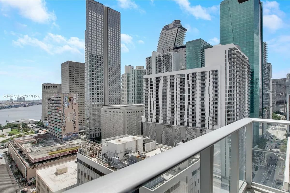 151 SE 1st St # 2101, Miami FL 33131