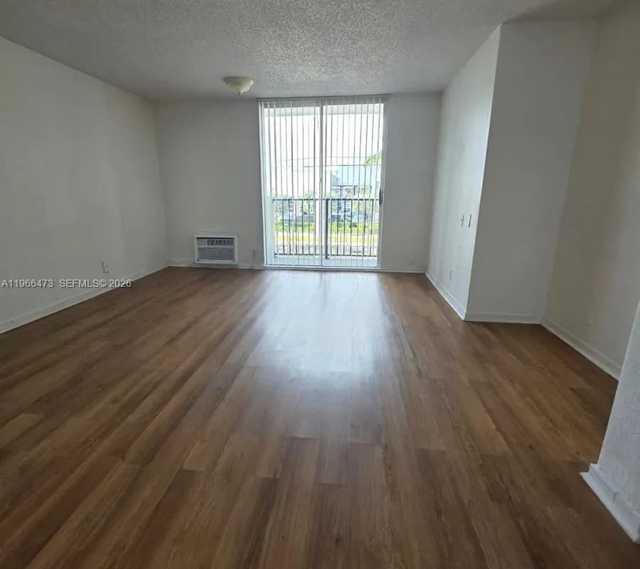 16450 NW 2nd Ave # 214, Miami FL 33169