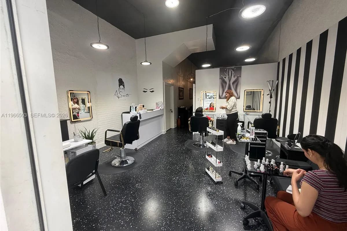120 S Dixie Hwy, West Palm Beach FL 33401