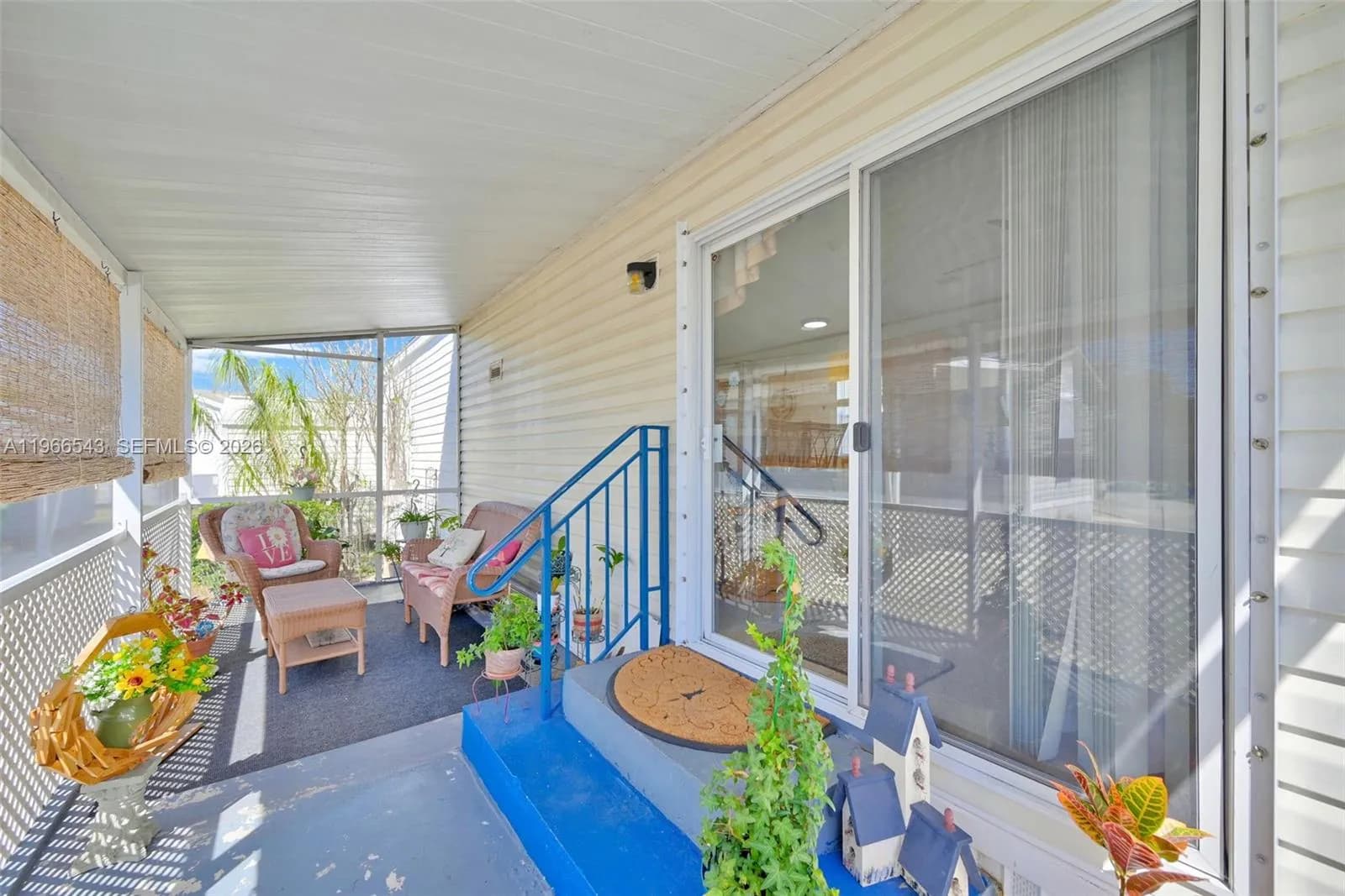 8701 SW 17th Ct, Davie FL 33324