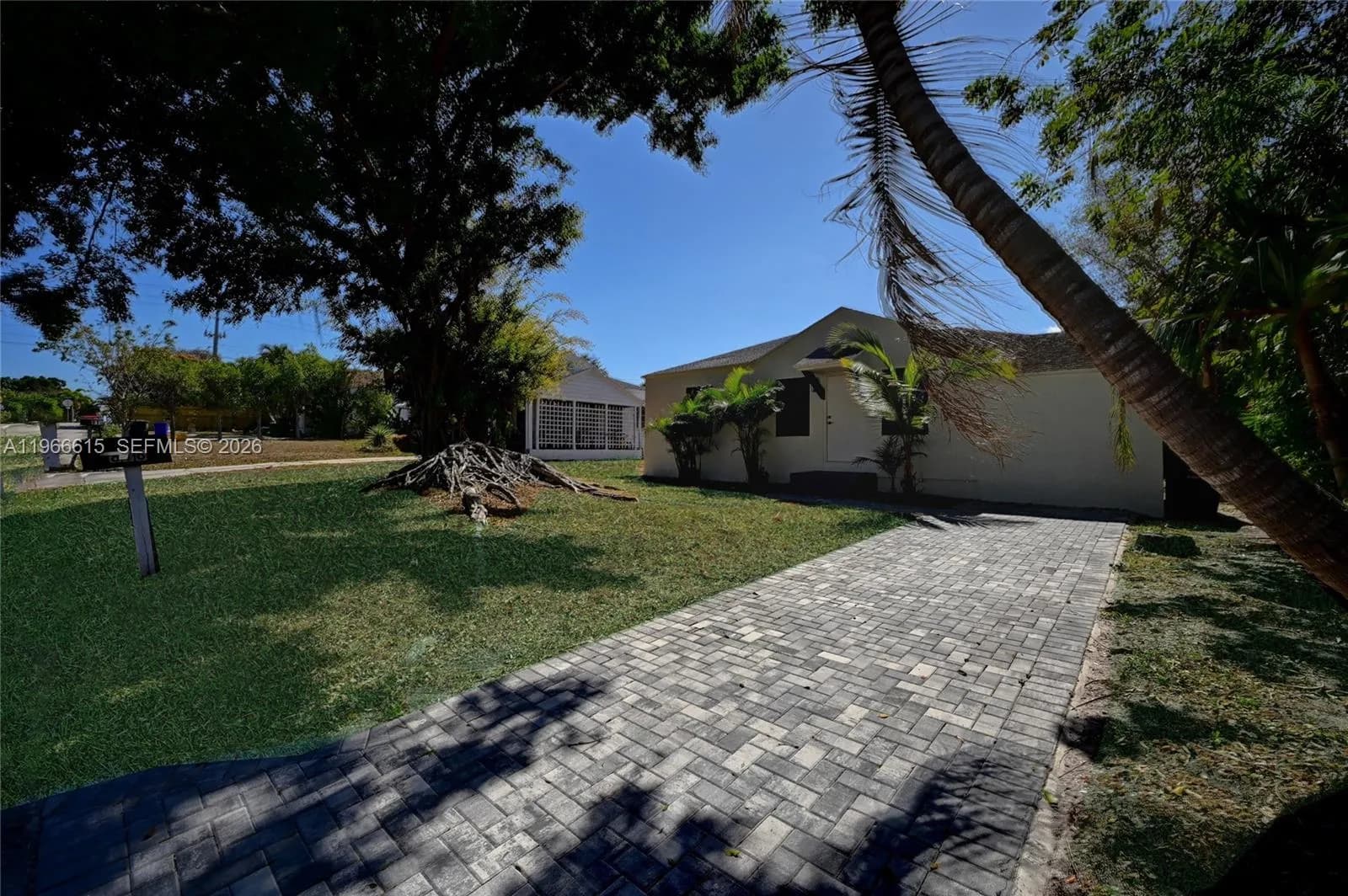 816 Tuscaloosa St, West Palm Beach FL 33405