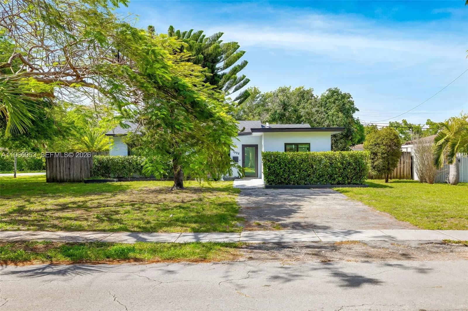 3 bedroom 2 bath for sale at 1998 NE 180th St, North Miami Beach FL 33162