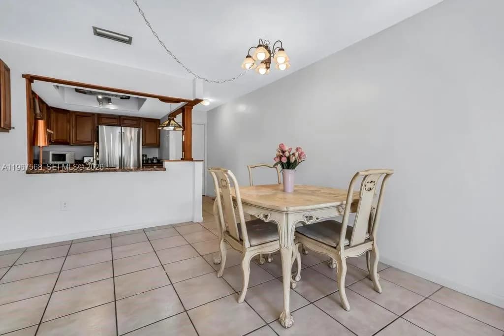 811 SE 4th Ave # C103, Dania Beach FL 33004