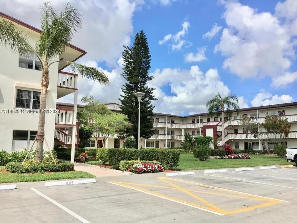 475 Fanshaw # L, Boca Raton FL 33434
