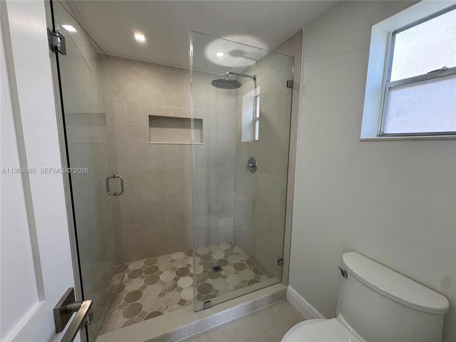 1900 W 54th St # 219, Hialeah FL 33012