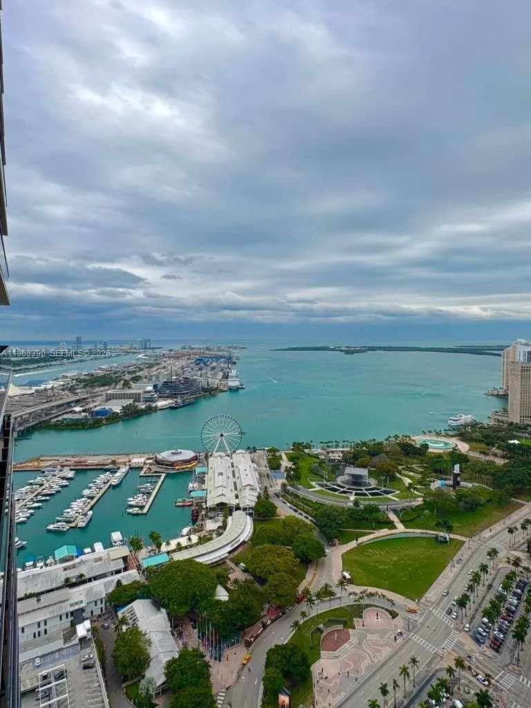1 bath for sale at 398 NE 5th St # 4313, Miami FL 33132