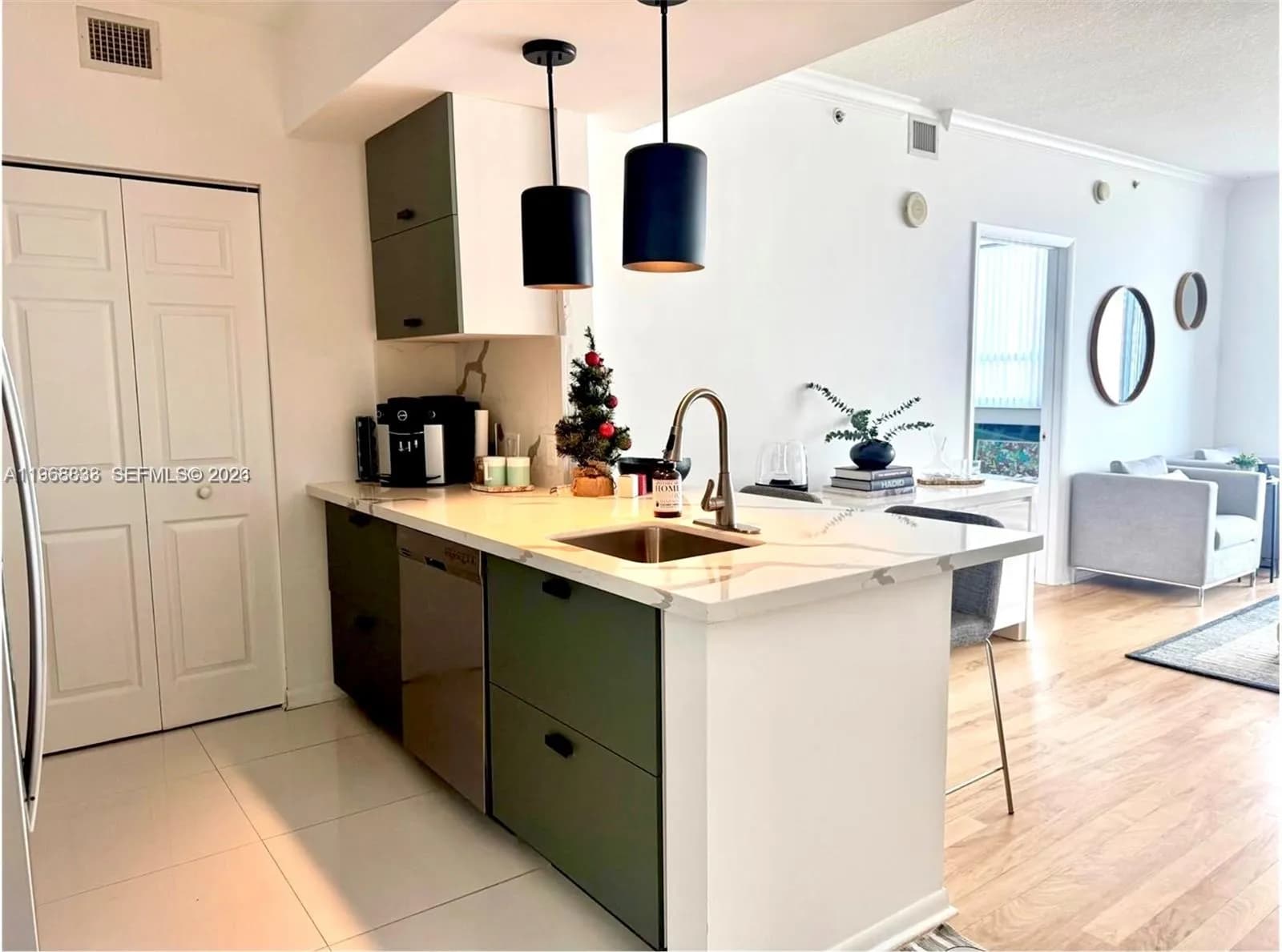 2 bedroom 2 bath for sale at 2000 N Bayshore Dr # 1003, Miami FL 33137