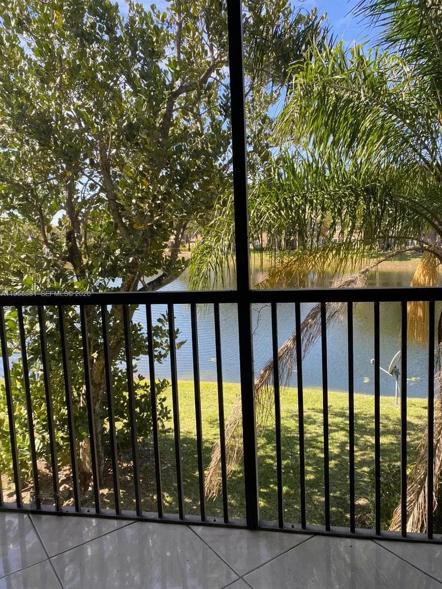 9022 NW 28th Dr # 206, Coral Springs FL 33065