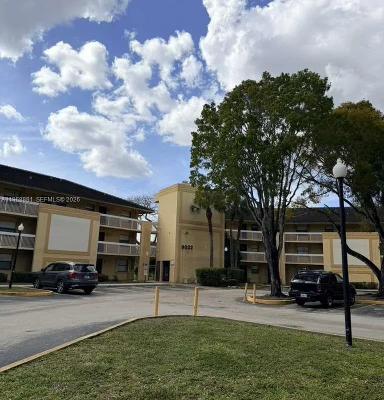 9022 NW 28th Dr # 206, Coral Springs FL 33065