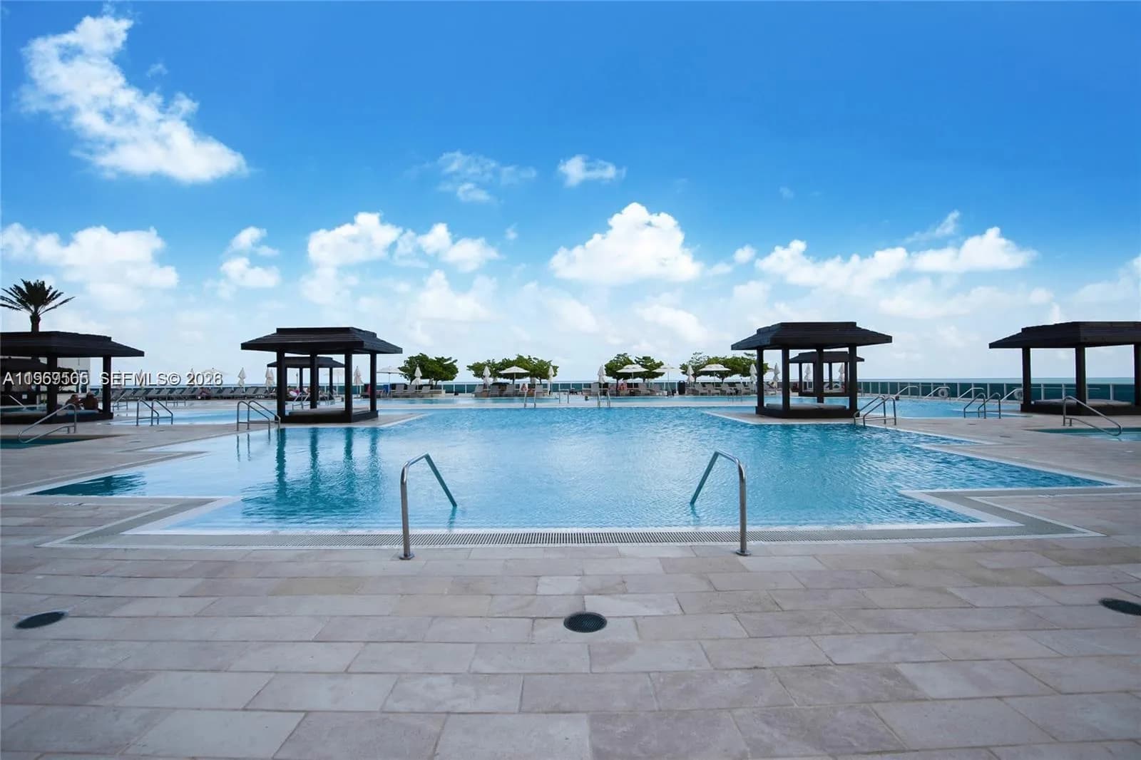 1830 S Ocean Dr # 2701, Hallandale Beach FL 33009