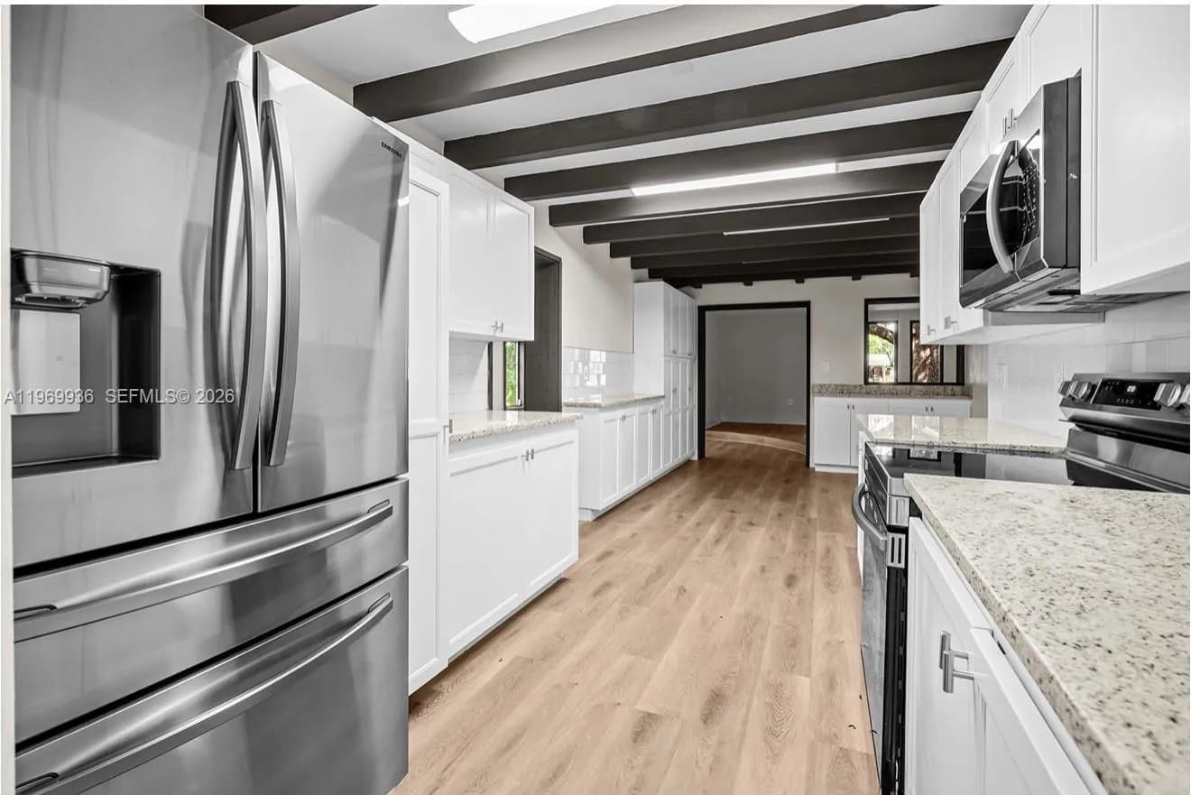 2234 Phillippi st, Sarasota FL 34231