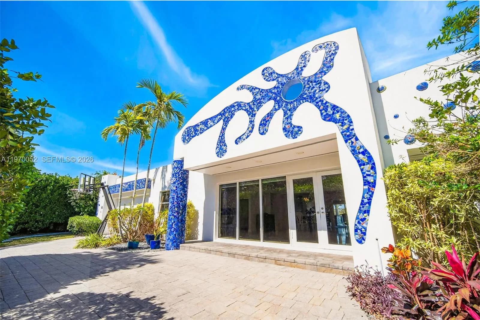 2091 NE 191st Dr, North Miami Beach FL 33179