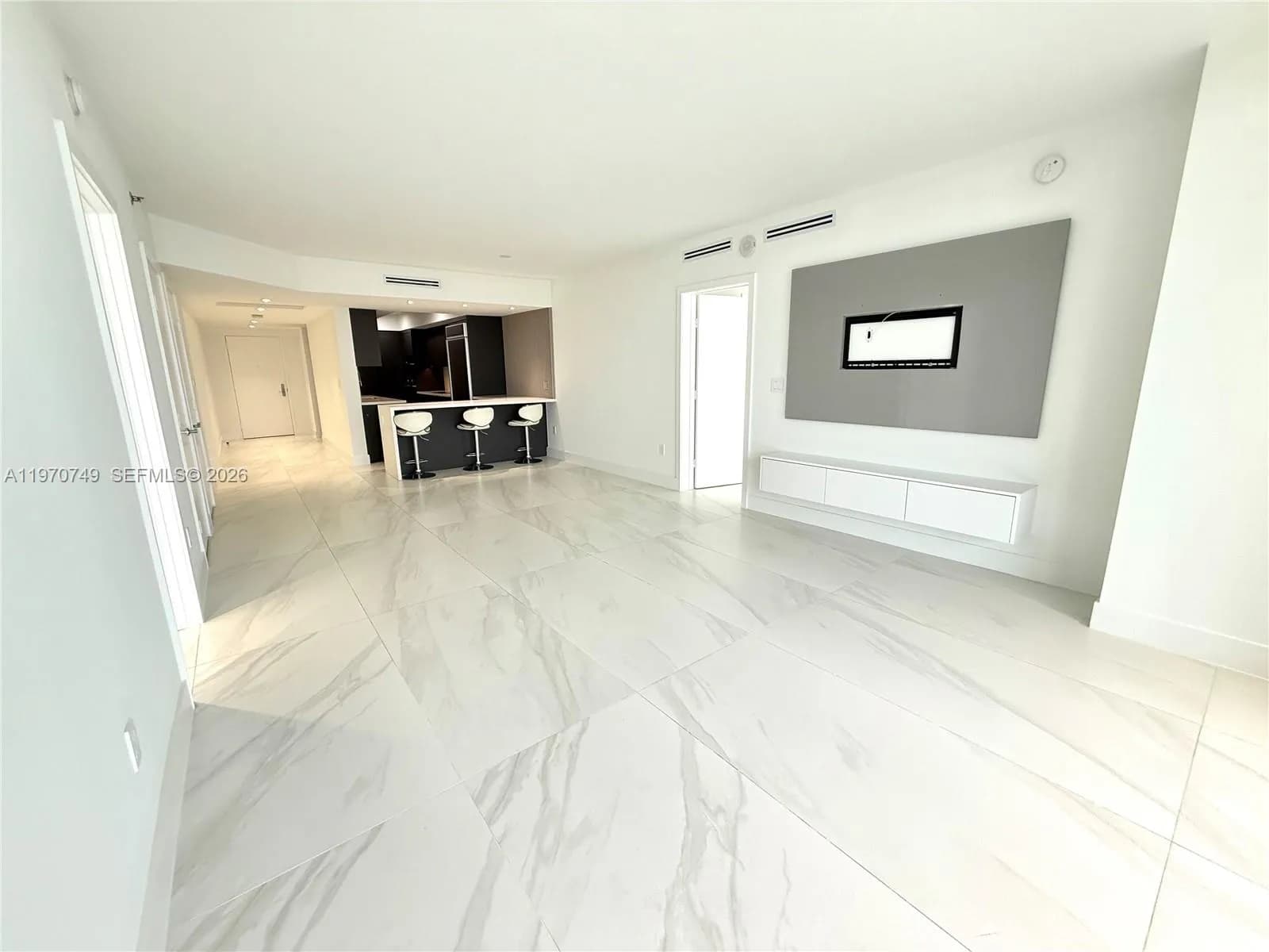 1850 S Ocean Dr # 1808, Hallandale Beach FL 33009