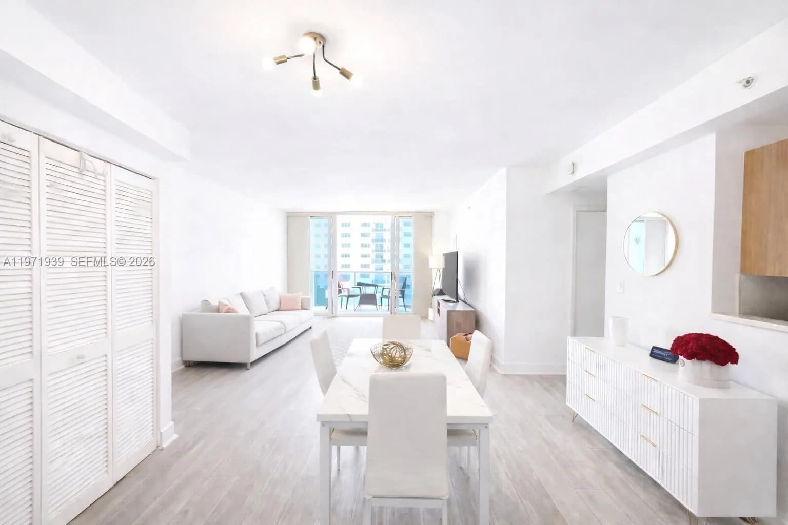 7501 E Treasure Dr # 7L, North Bay Village FL 33141