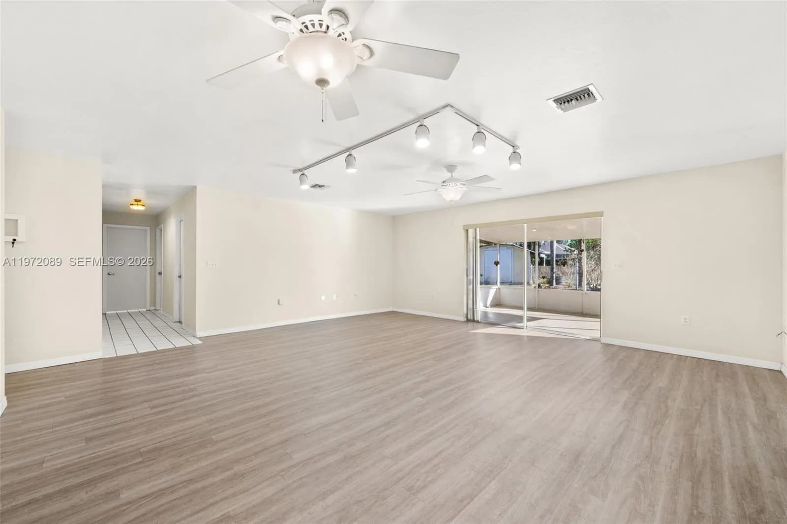 1273 Woodbury Avenue, Sebring FL 33875