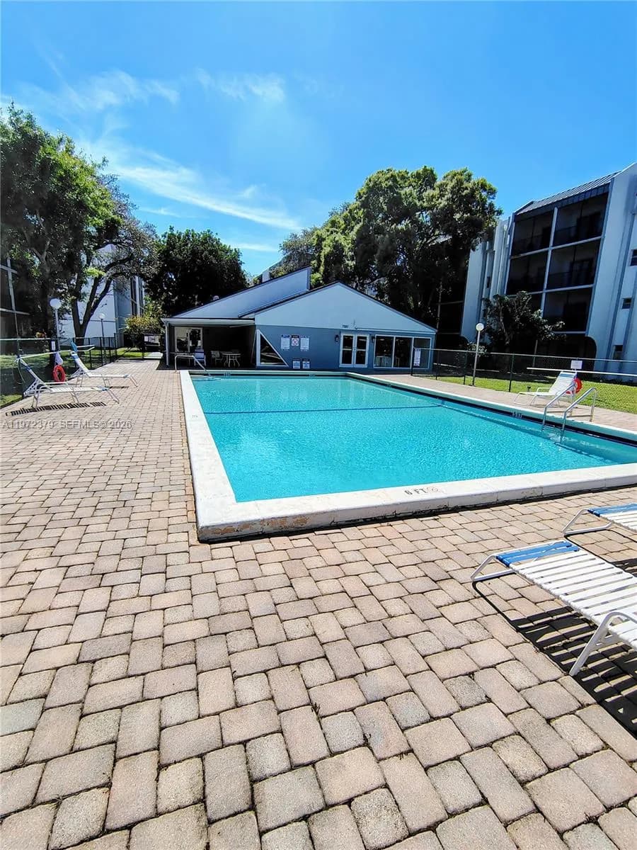 7501 NW 16th St # 3207, Plantation FL 33313