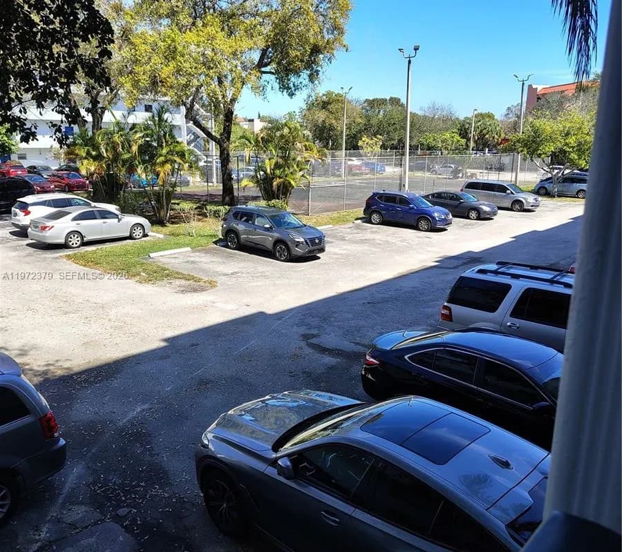 7501 NW 16th St # 3207, Plantation FL 33313