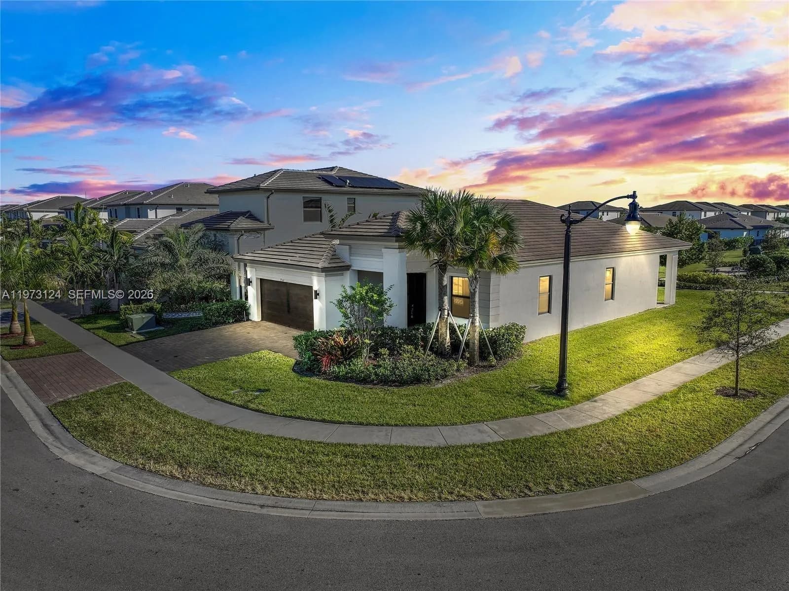 17564 SW 41st St, Miramar FL 33029