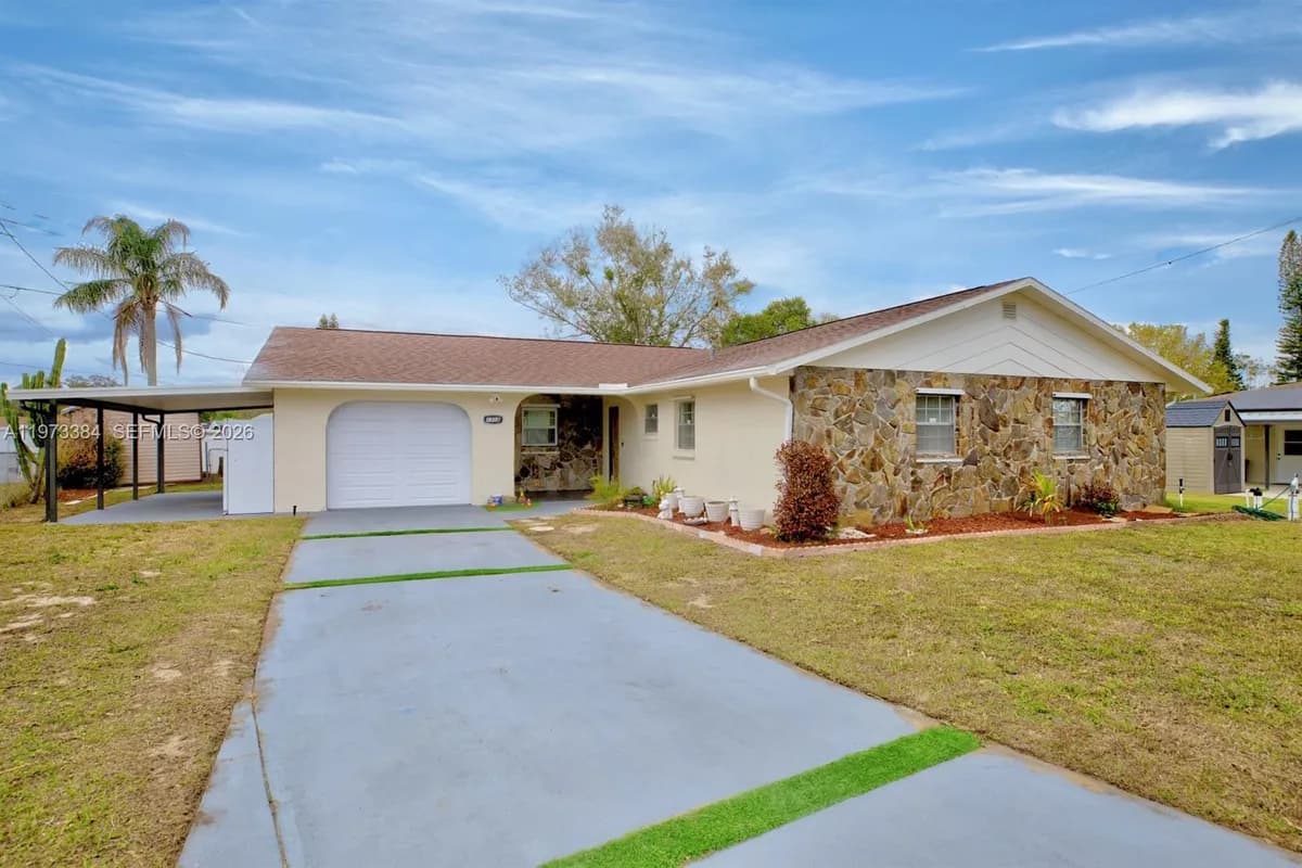 1718 Theon Street, Sebring FL 33870