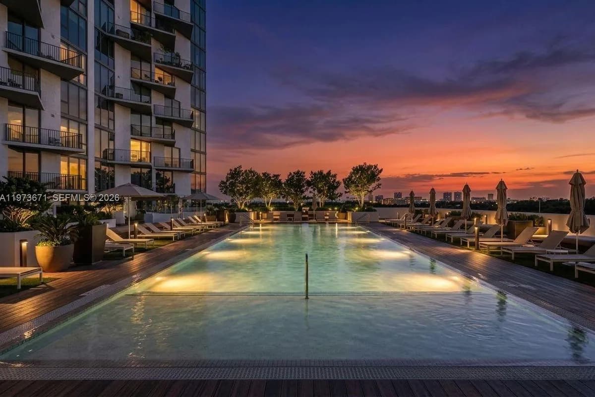 5252 NW 85th Ave # 311, Doral FL 33166