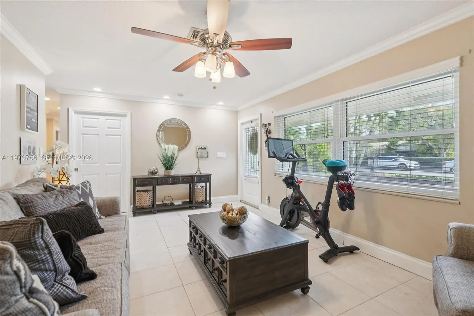 11573 NW 39th Pl, Coral Springs FL 33065