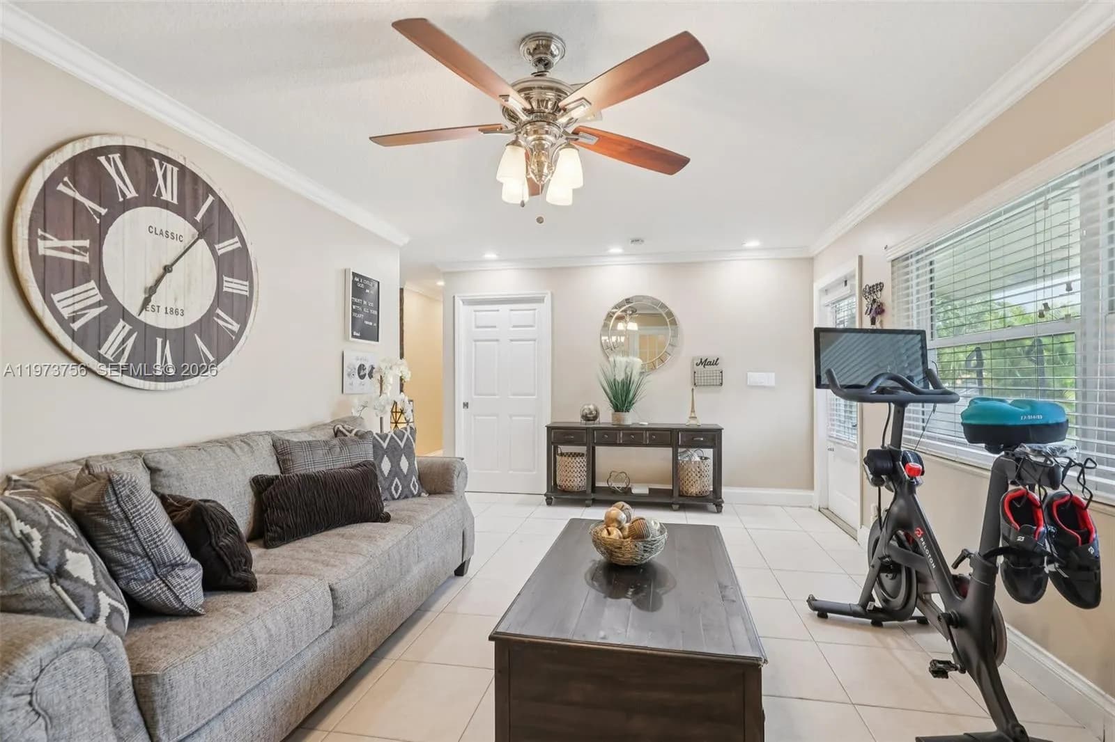 11573 NW 39th Pl, Coral Springs FL 33065