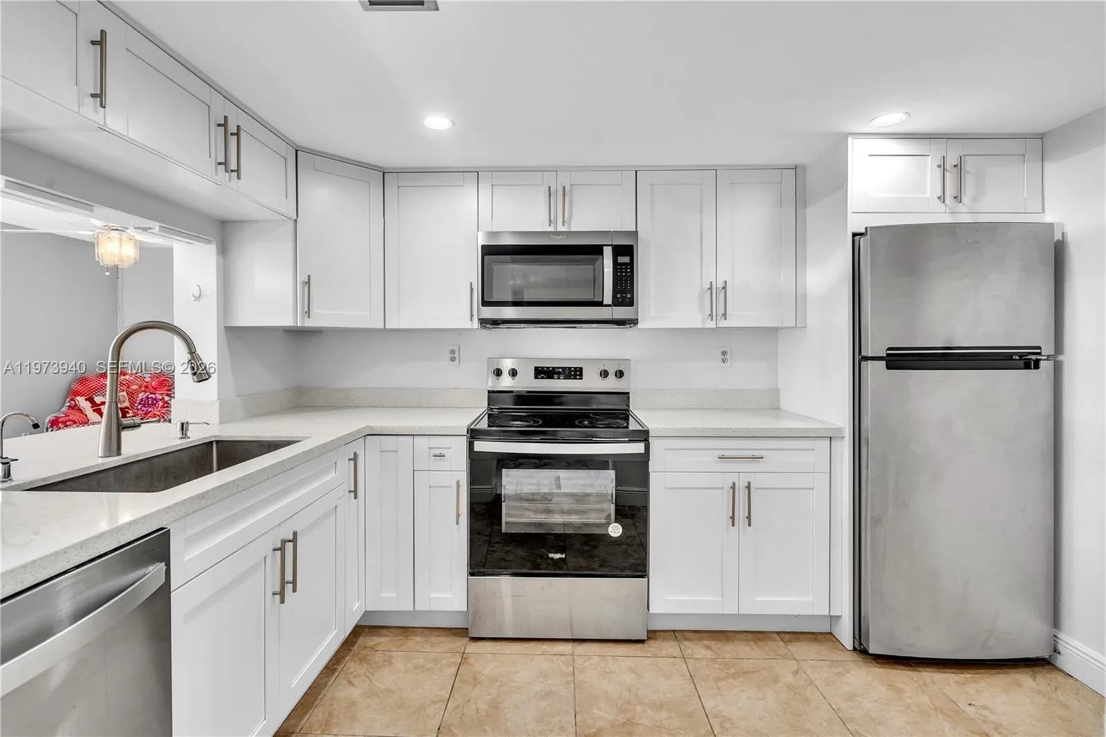 3252 Foxcroft Rd # 102, Miramar FL 33025