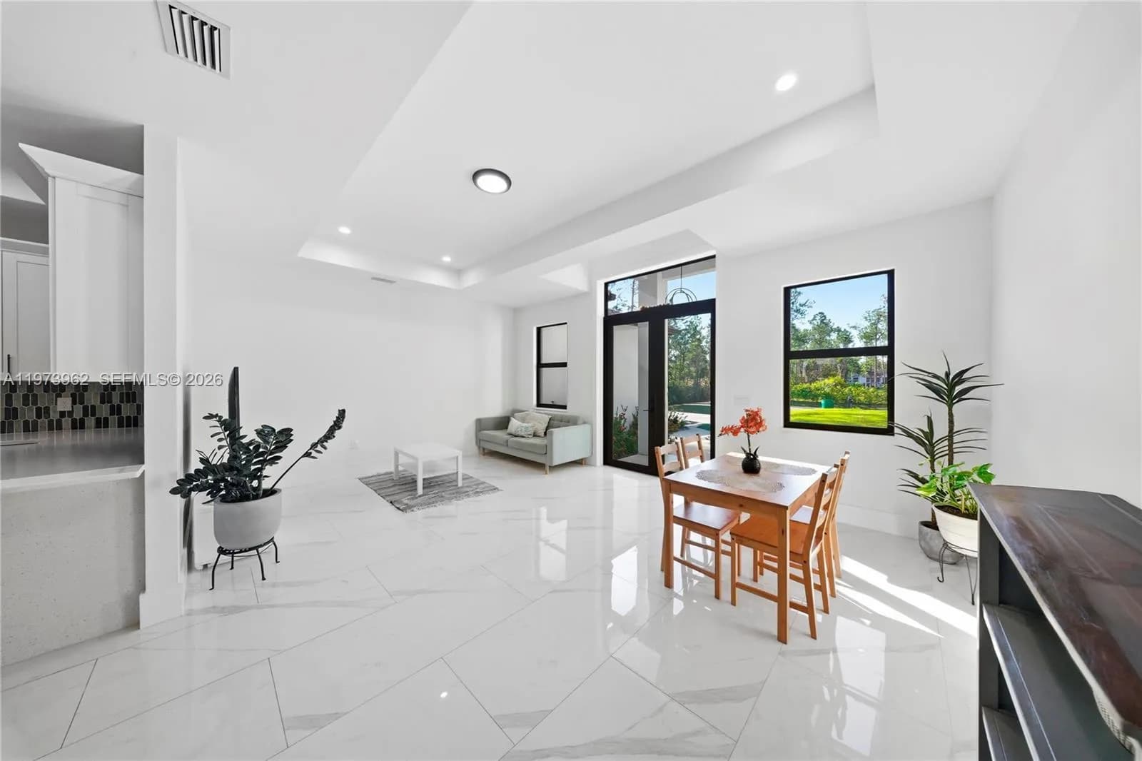 4163 31st Ave NE, Naples FL 34120