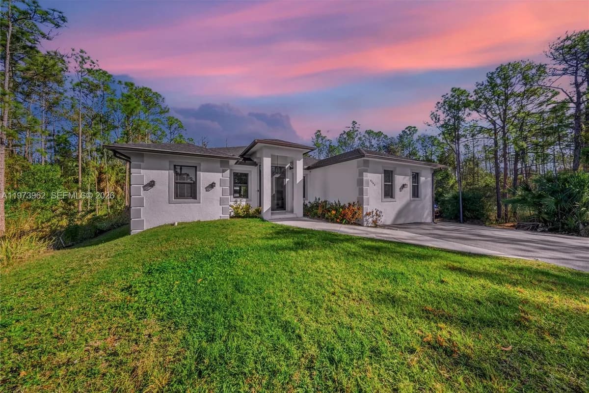 4163 31st Ave NE, Naples FL 34120