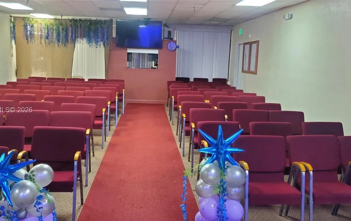 7894 W Sample Rd, Margate FL 33065