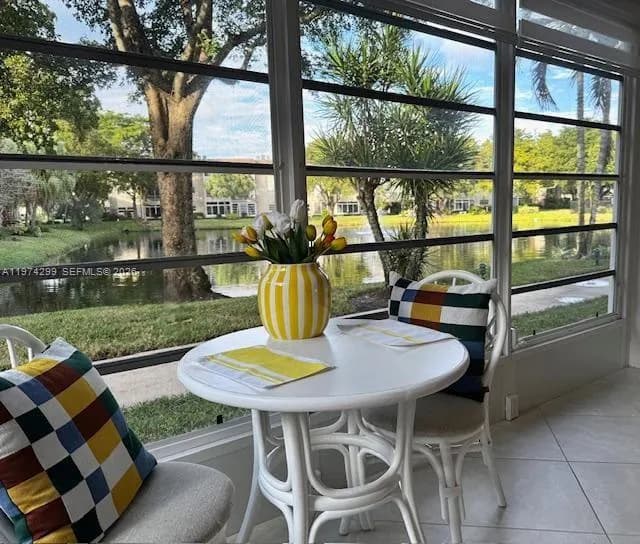 5101 NW 34th St # 101, Lauderdale Lakes FL 33319