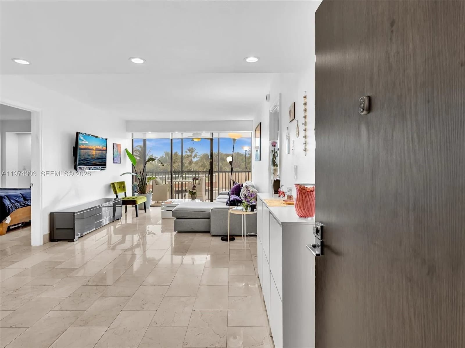 20335 W Country Club Dr # 310, Aventura FL 33180