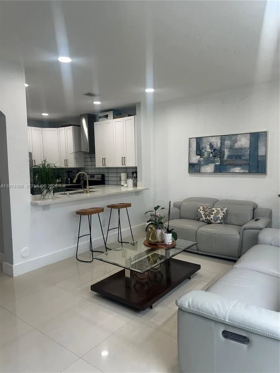 15775 SW 41st St # 68, Miramar FL 33027