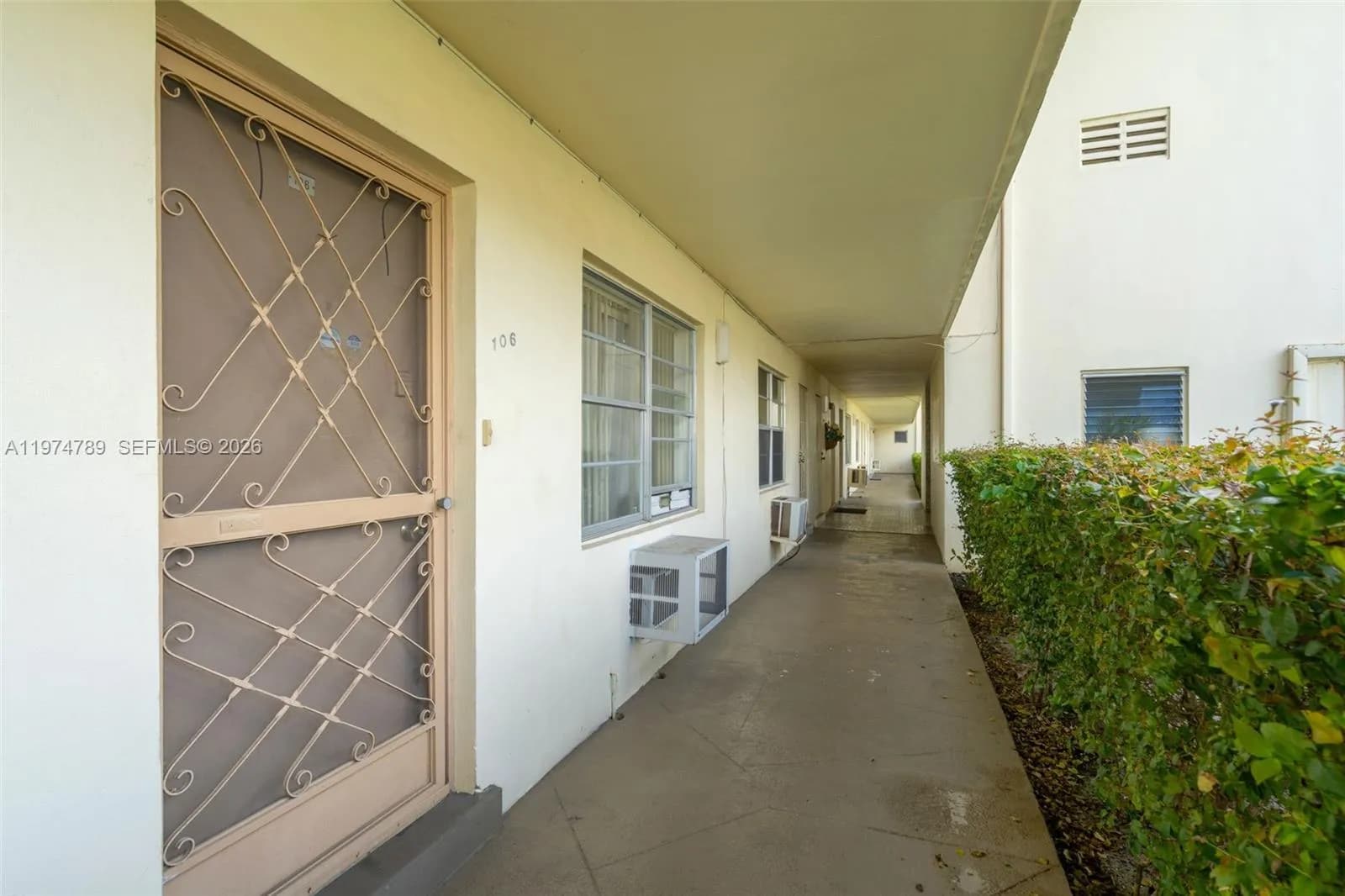 17050 NE 14th Ave # 106, Miami FL 33162