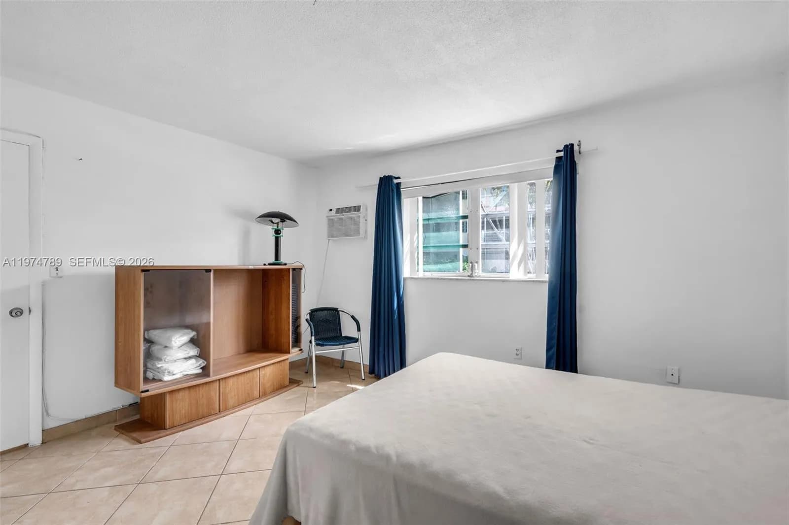17050 NE 14th Ave # 106, Miami FL 33162