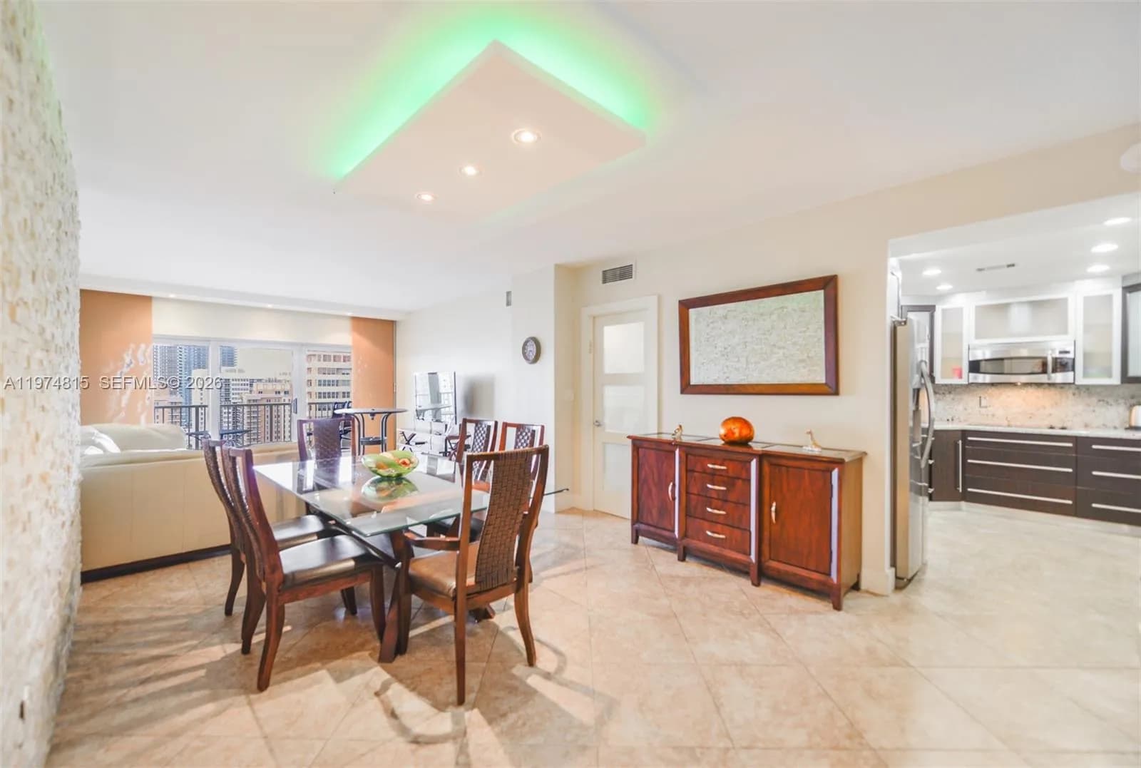 1980 S Ocean Dr # 21M, Hallandale Beach FL 33009