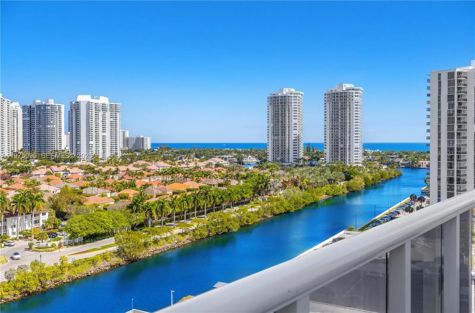 3625 N Country Club Dr # 1401, Aventura FL 33180