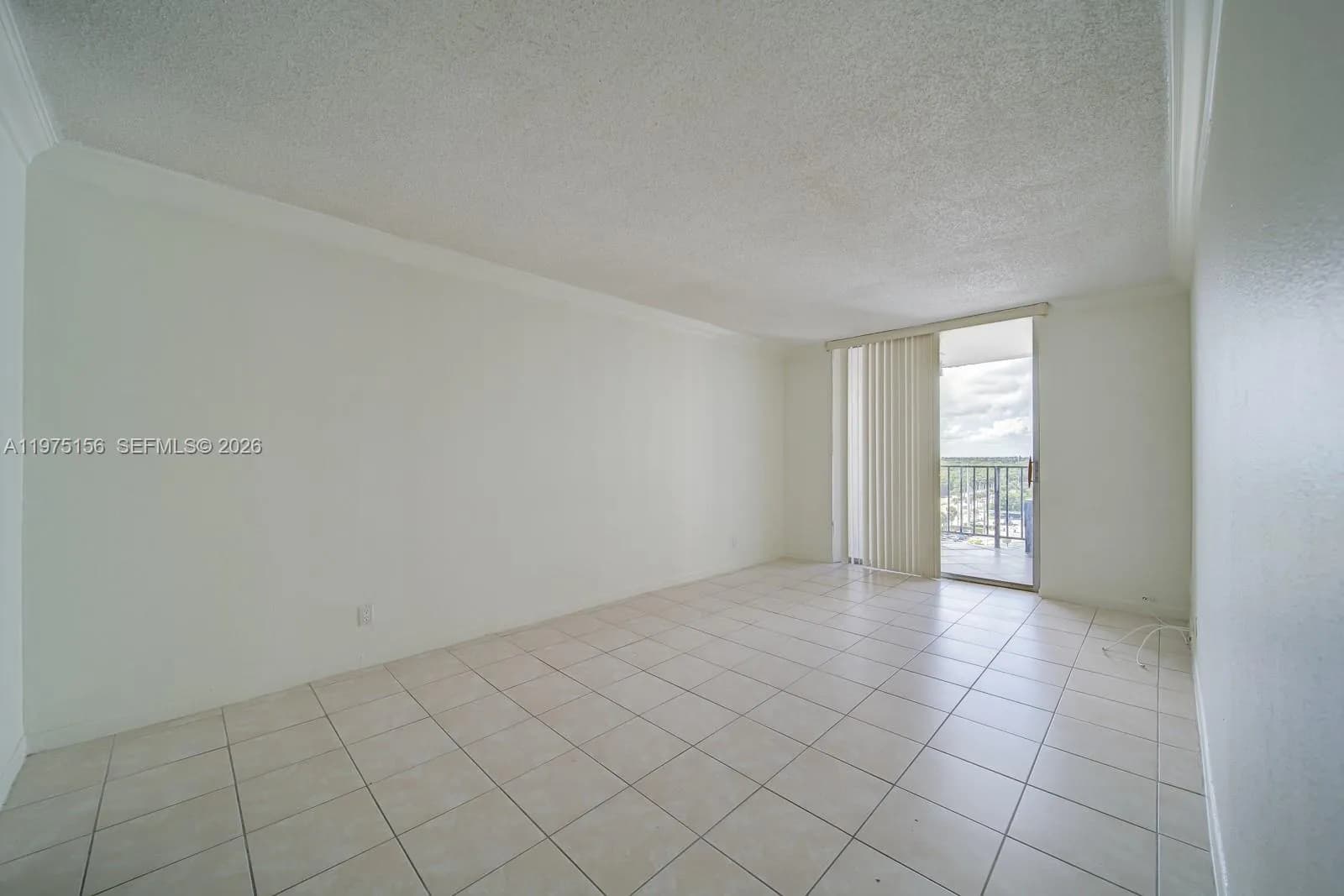 1 bedroom 1 bath for sale at 2903 N Miami Beach Blvd # 1006, North Miami Beach FL 33160