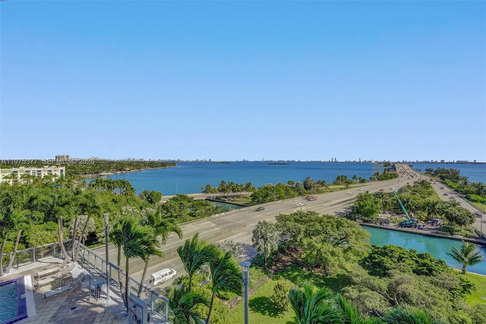 601 NE 36th St # 811, Miami FL 33137