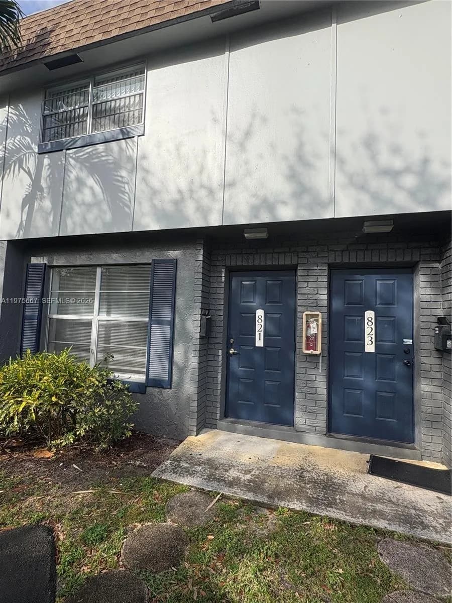 821 NW 46th Ave # 821, Plantation FL 33317