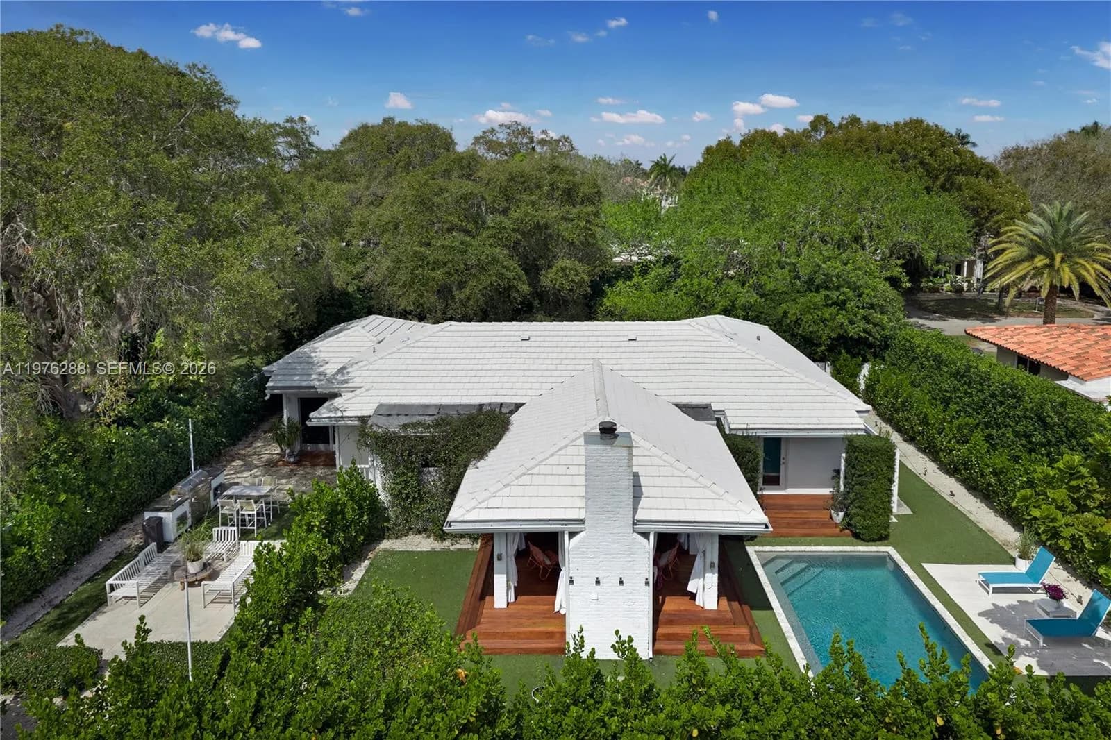 1098 NE 99th St, Miami Shores FL 33138