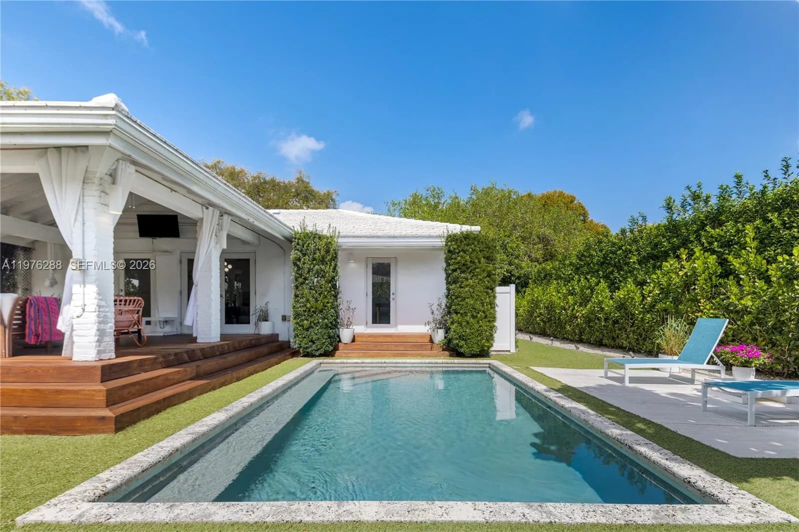 1098 NE 99th St, Miami Shores FL 33138