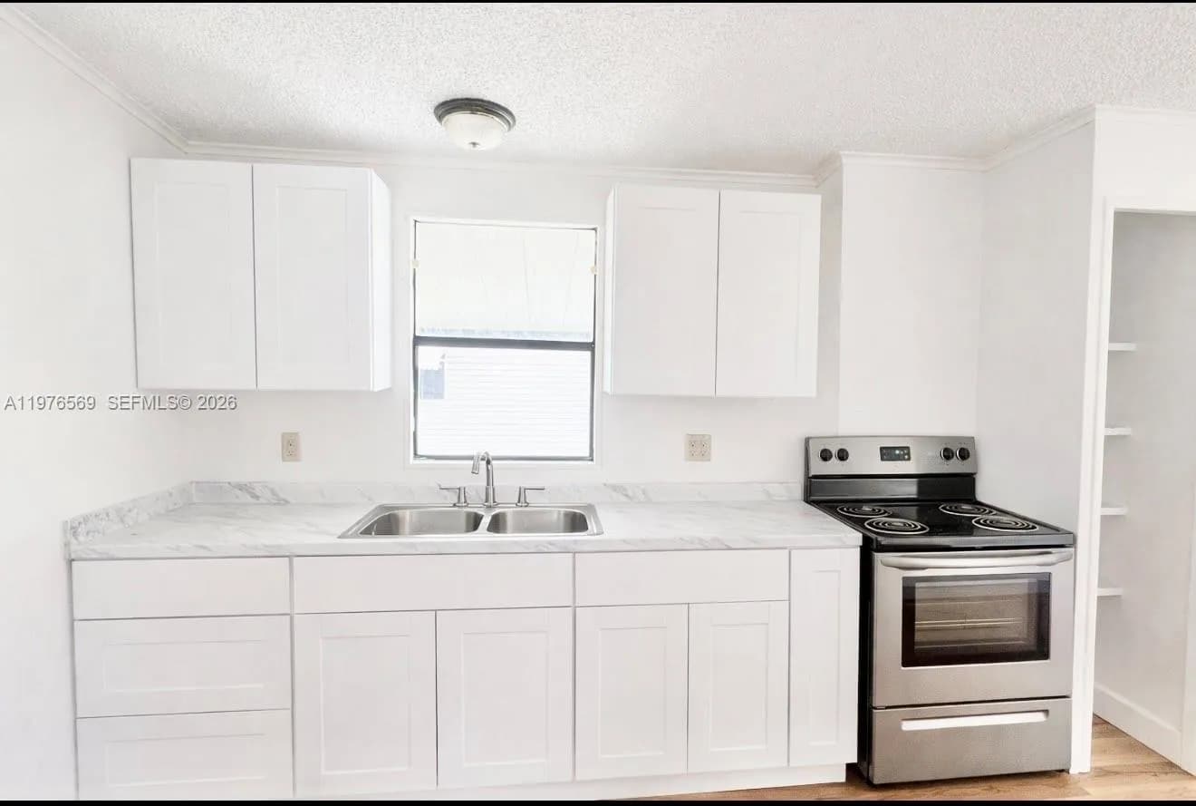 6156 Seashore Drive, Atlantis FL 33462