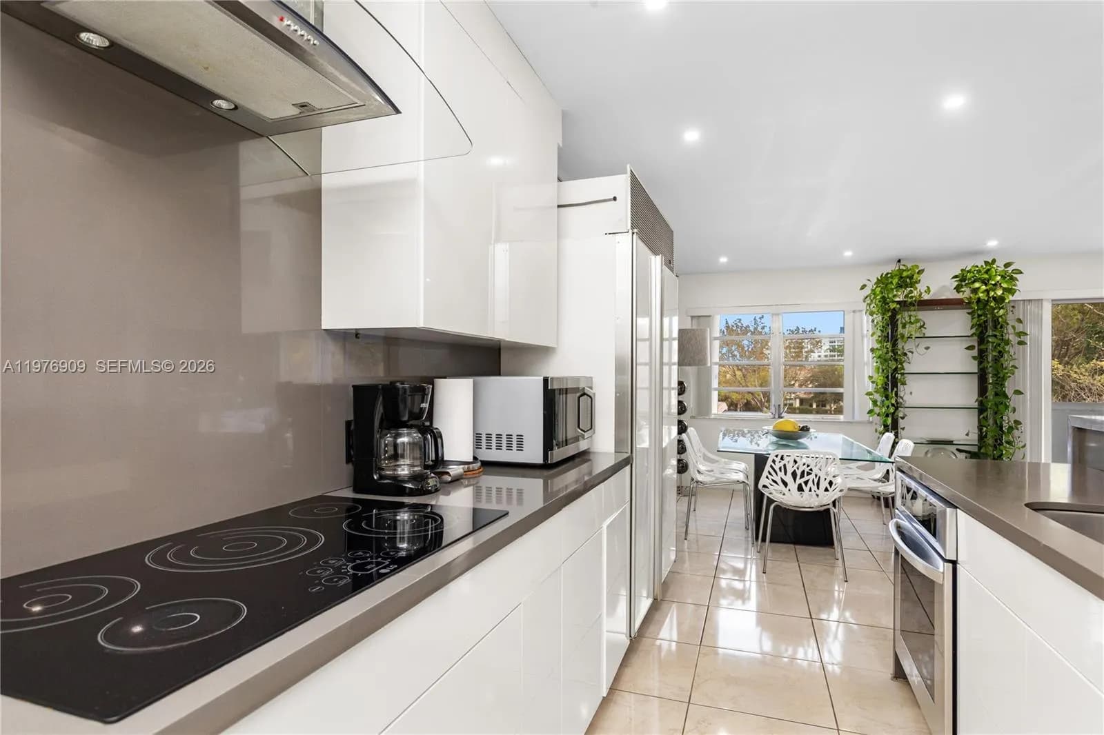 1400 N Tallwood Ave # 306, Hollywood FL 33021