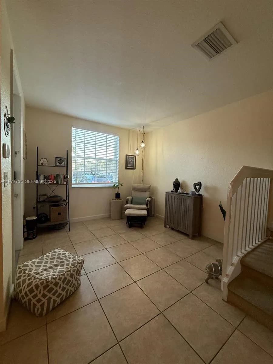 9207 SW 227th St # 3, Cutler Bay FL 33190