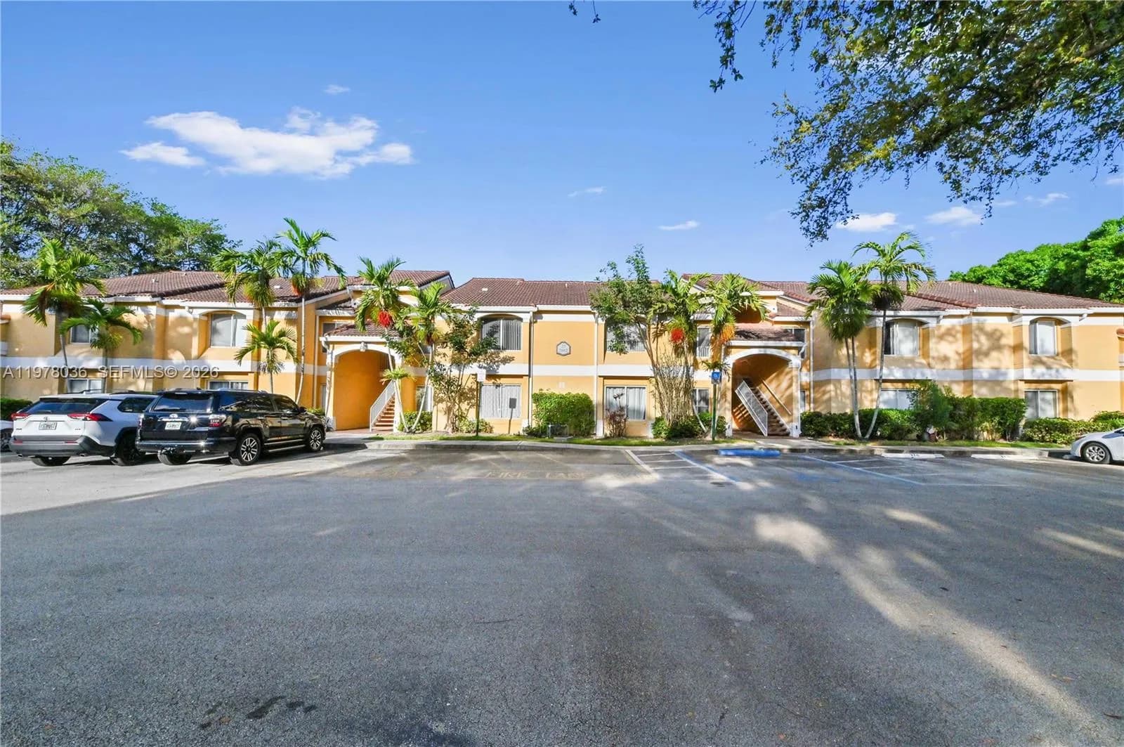 2662 NW 33rd St # 2508, Oakland Park FL 33309