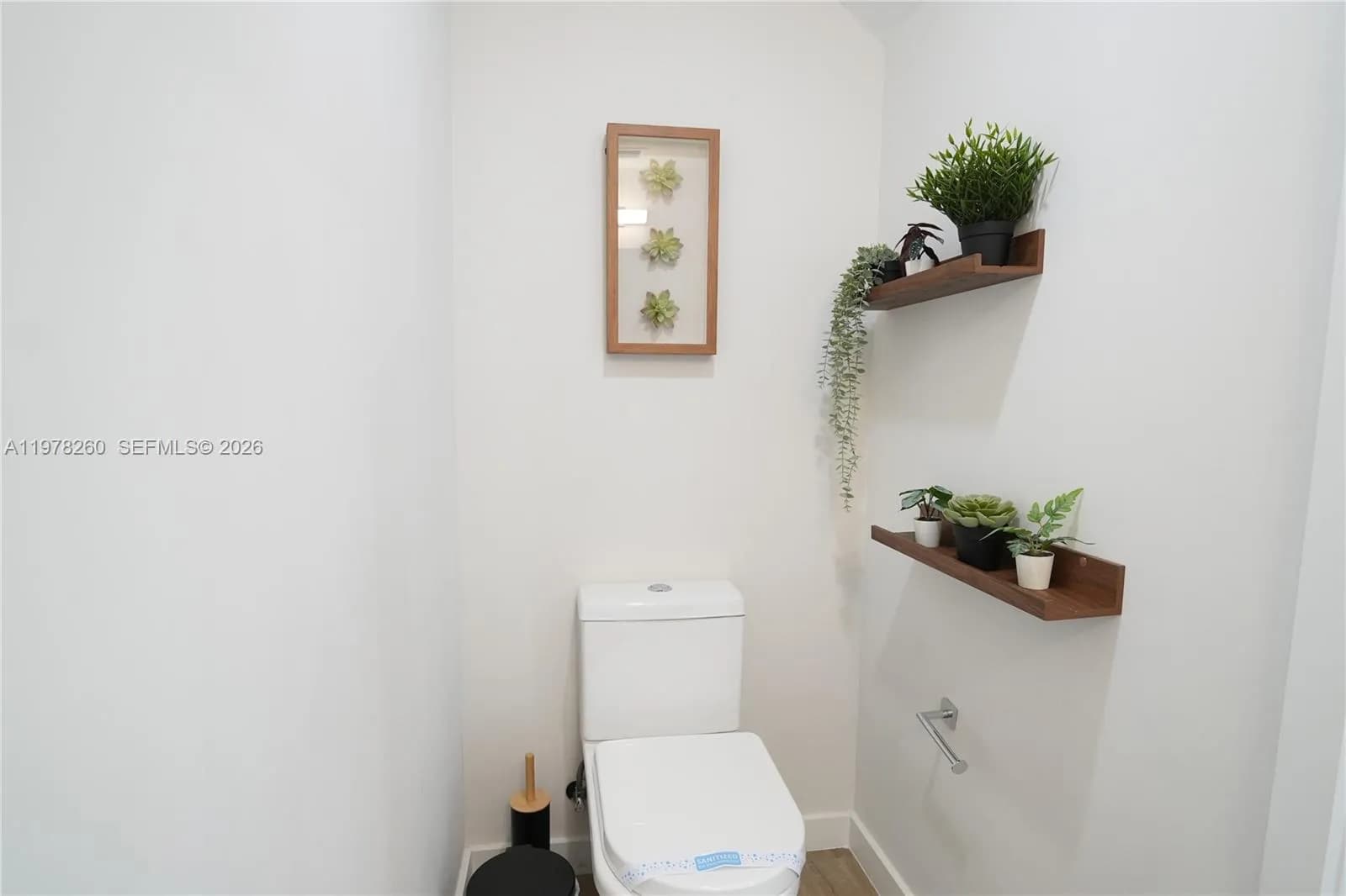 211 SE 4th St # 3, Hallandale Beach FL 33009
