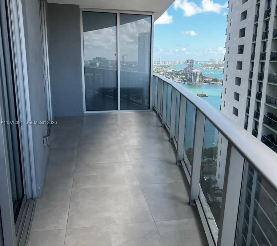 488 NE 18th St # 2302, Miami FL 33132